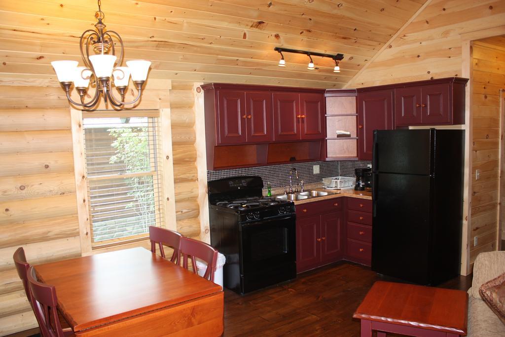 Lake Parlin Lodge & Cabins West Forks 部屋 写真