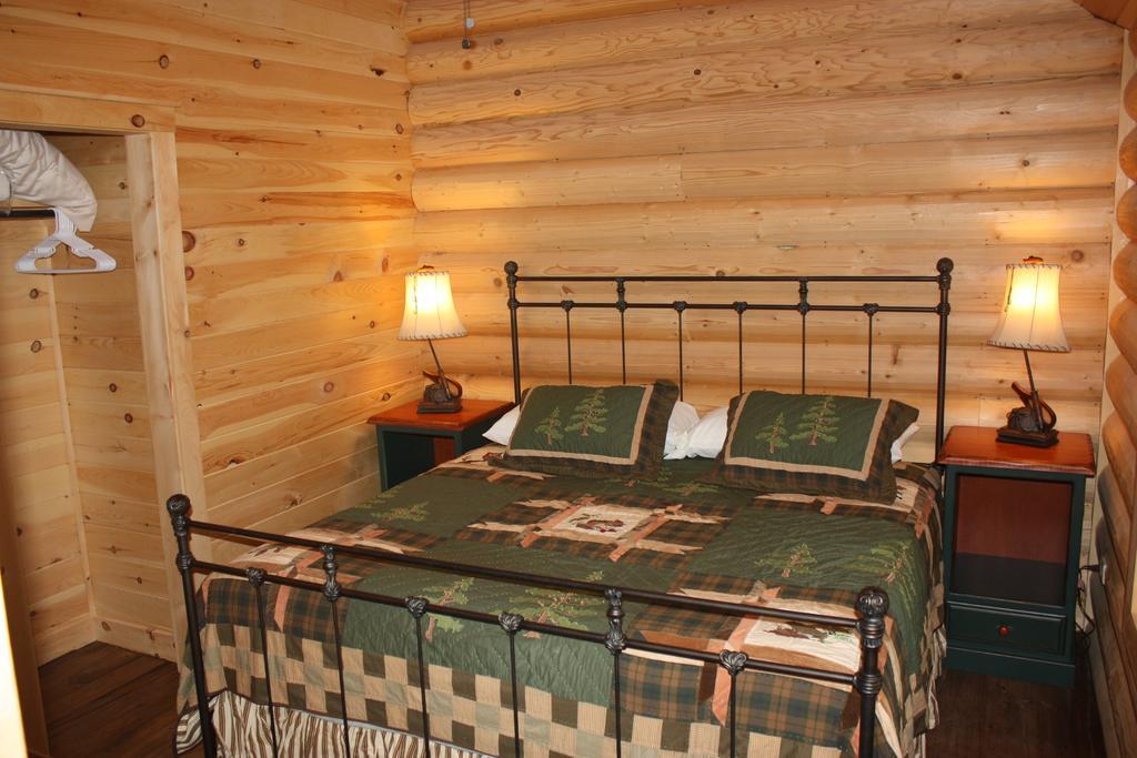 Lake Parlin Lodge & Cabins West Forks 部屋 写真