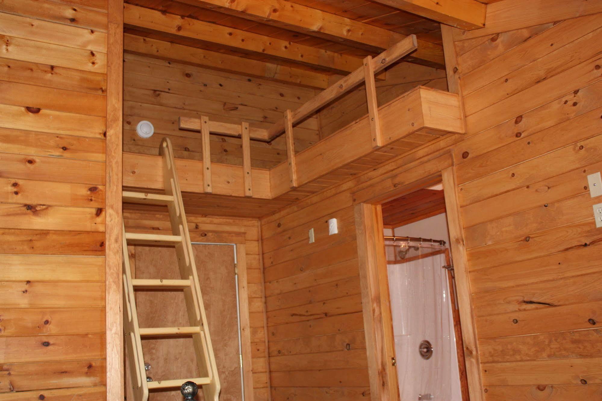 Lake Parlin Lodge & Cabins West Forks エクステリア 写真